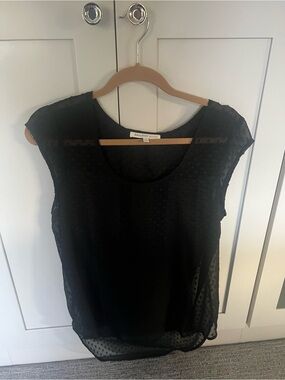 Daniel Rainn Black Sheer Dot Cap-Sleeve Blouse